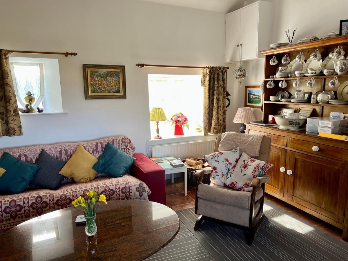 Tornaroan Cottage Балликасл Экстерьер фото